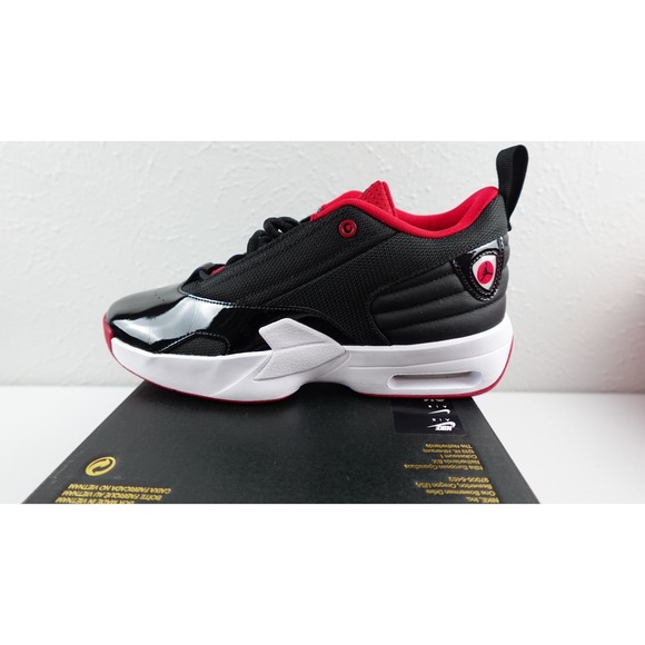 Air Jordan Max Aura 6 Bred Men 8 Nike FQ8298-006 Brand New Tiny Flaw main image 5